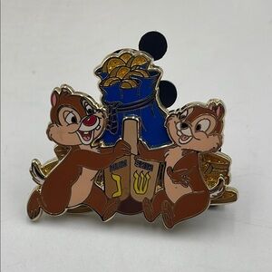 Hanukkah 2013 -Chip N Dale Disney Pin 98605 -Moving Pin